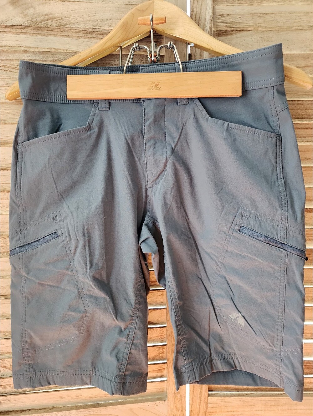 Eddie Bauer First Ascent Hiking Camping Men's Shorts